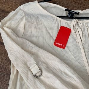 BRAND NEW- Flowy Cream Top from Forever 21
